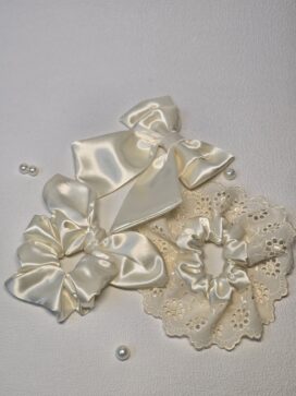 Ivory Satin & Lace Hair Set