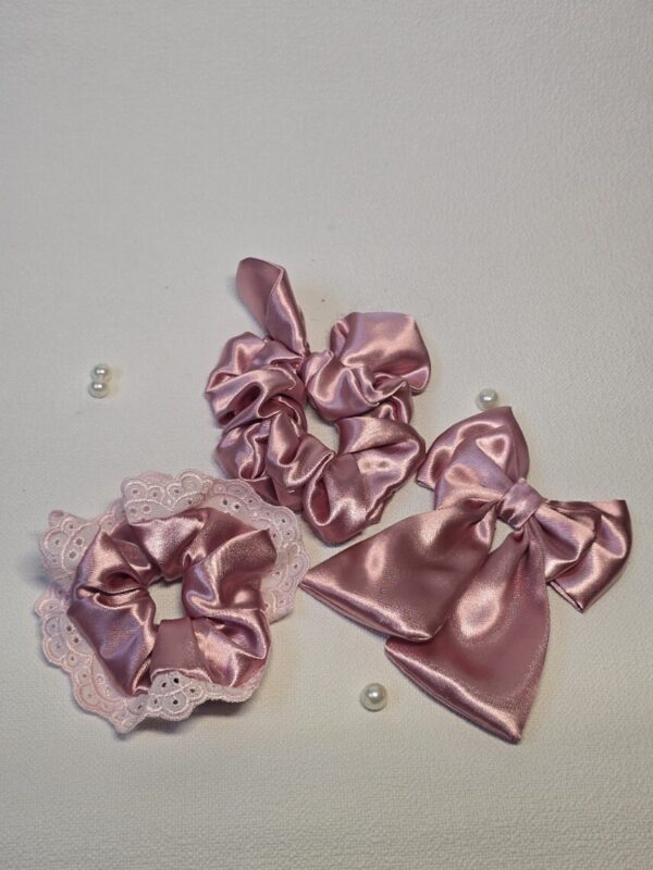 Scrunchies & Bow clip set